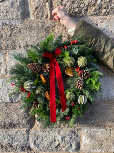 Christmas Wreath Workshop, Violets Ravenfield