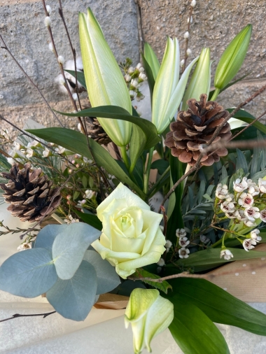 Winter Wonderland Christmas Bouquet